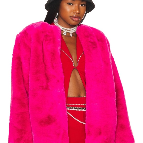 Lovers + Friends Jackets & Blazers - NWT Lovers + Friends Zoe Faux Fur Coat